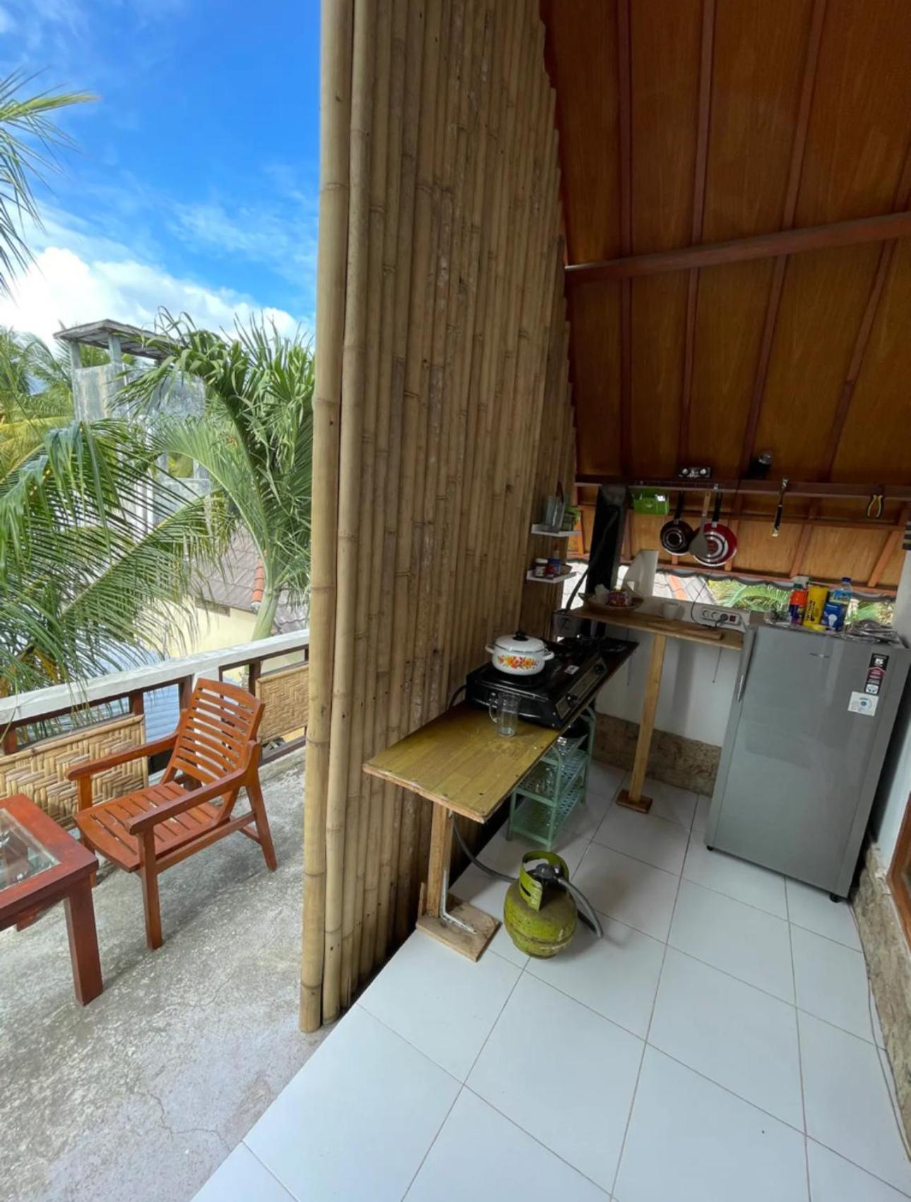 Nelly Homestay Bungalows กิลิไอร์ ภายนอก รูปภาพ